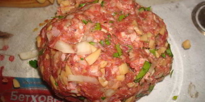 Рецепт гамбургера с грибами и белым вином