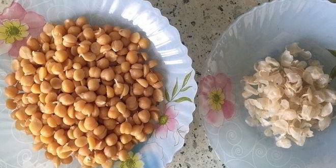 Рецепт постного бургера с котлетой из нута и свекольным соусом