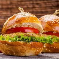 Рецепт Сочных куриных бургеров