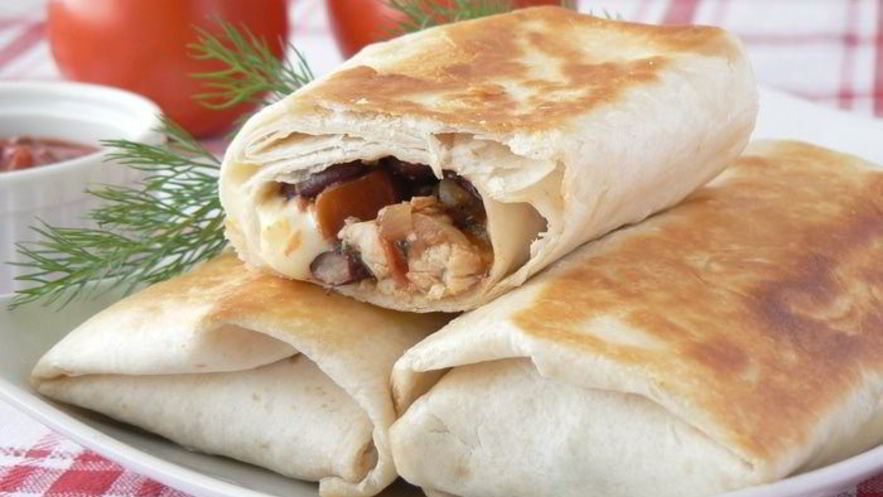 Рецепт буррито с курицей и фасолью