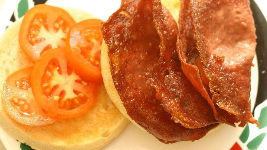 Рецепт бутерброда с жареной колбасой