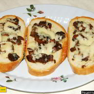 Рецепт Бутербродов горячих с сыром в микроволновке