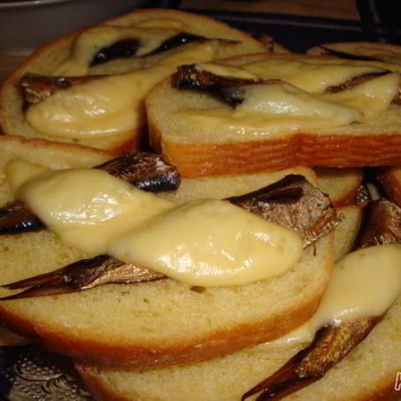 Рецепт Бутербродов Сырных шпроты