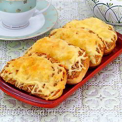 Рецепт Горячих закусочных бутербродов с фаршем