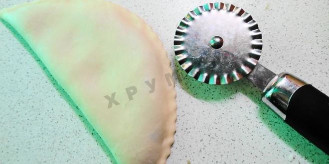 Рецепт чебуреков из заварного теста с добавлением водки