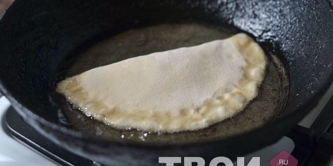 Рецепт чебуреков с сыром