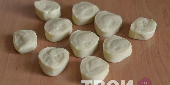 Рецепт чебуреков с сыром