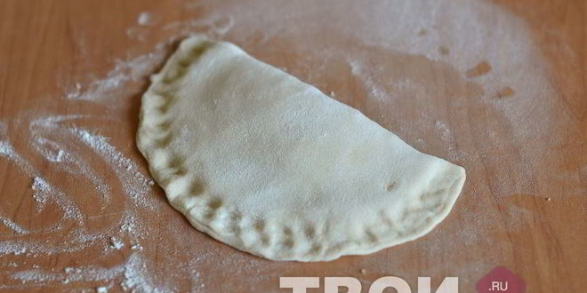 Рецепт чебуреков с сыром