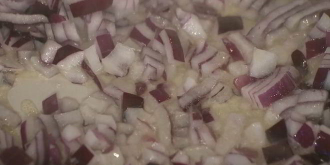 Рецепт чизбургера с беконом и дижонским соусом