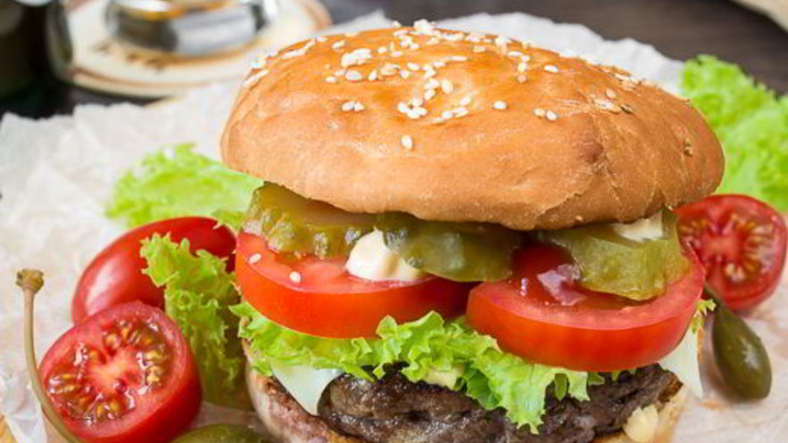 Рецепт чизбургера с котлетой из говядины