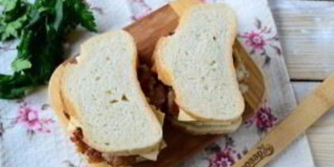 Рецепт чизбургера во французском тосте