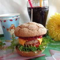 Рецепт Домашнего чизбургера с соусом барбекю