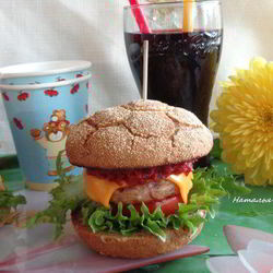 Рецепт Домашнего чизбургера с соусом барбекю