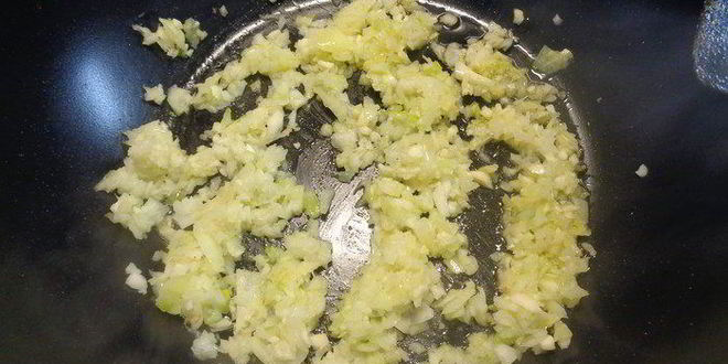 Рецепт домашнего чизбургера с соусом барбекю