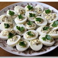 Рецепт Фаршированных печенью трески яйца