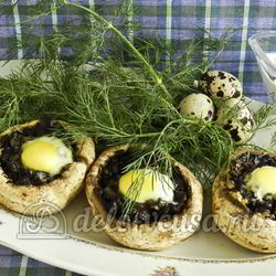 Рецепт Фаршированных шампиньонов с перепелиными яйцами