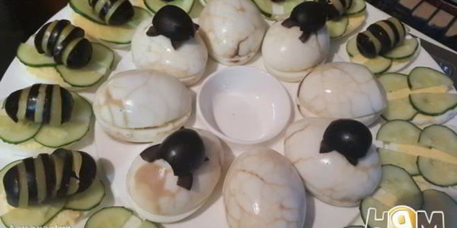 Рецепт фаршированных яиц пчелки