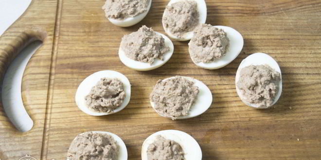 Рецепт яиц фаршированных куриной печенью