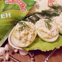 Рецепт Яиц, фаршированных ветчиной и хреном
