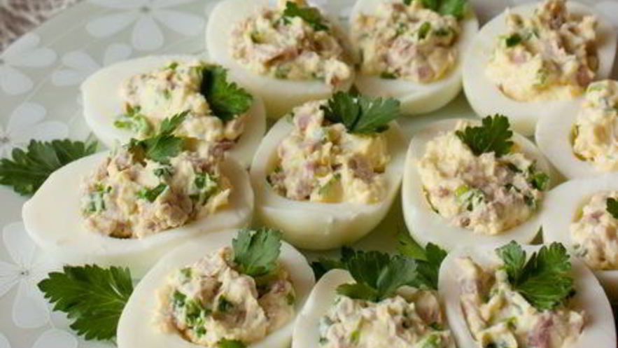 Рецепт яиц, фаршированных ветчиной
