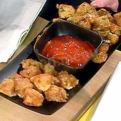 Рецепт Гренков с соусом из запеченных томатов