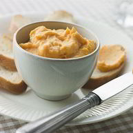 Рецепт Гренков с сырным соусом по-английски