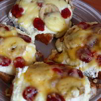 Рецепт Гренков с запеченным творогом