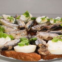 Рецепт Гренков со шпротами