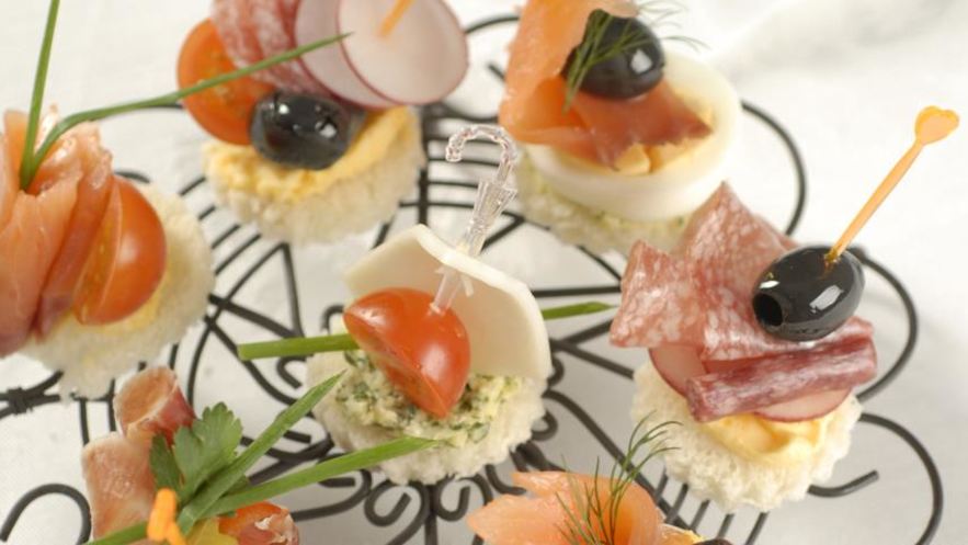 Рецепт канапе ассорти