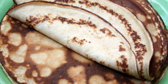 Рецепт канапе из блинов на шпажках