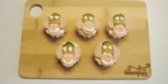 Рецепт канапе обезьянки на шпажках