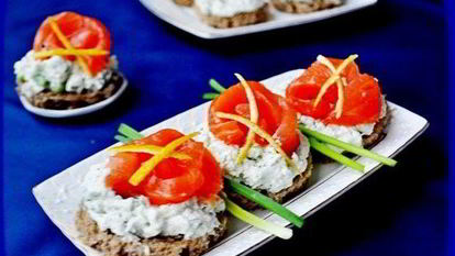 Рецепт Канапе с семгой и сырным кремом