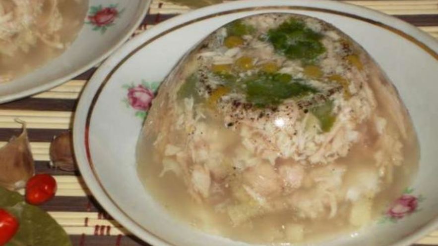 Рецепт домашнего холодца из свинины