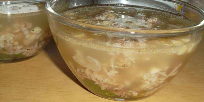 Рецепт домашнего холодца из свинины