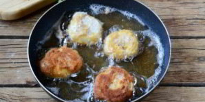 Рецепт хот-дога в луковых колечках