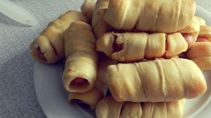 Рецепт хот-догов в спиральках из теста