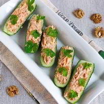 Рецепт Огурцов, фаршированных орехами