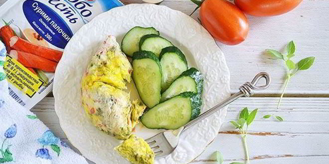 Рецепт крабового омлета в пакете