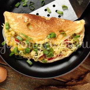 Рецепт Омлета с овощами и соусом