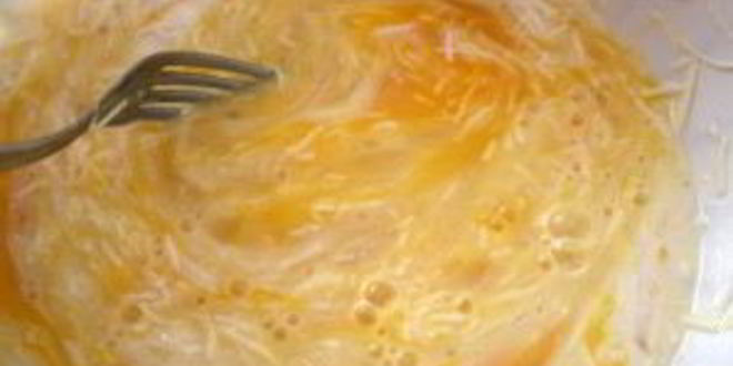 Рецепт омлета со шпинатом и сыром