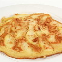 Рецепт Сладкого омлета с карамелизированными яблоками