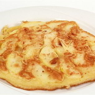 Рецепт Сладкого омлета с карамелизированными яблоками