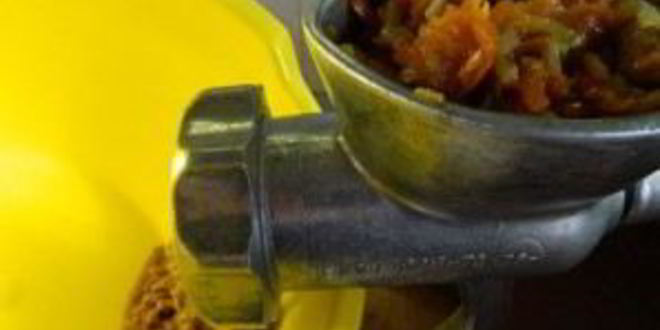 Рецепт паштета из говяжей печени с морковью и луком