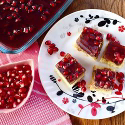 Рецепт Паштета из куриной печени с коньяком и гранатовым желе