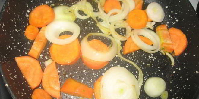 Рецепт паштета с вялеными томатами и изюмом по-чешски