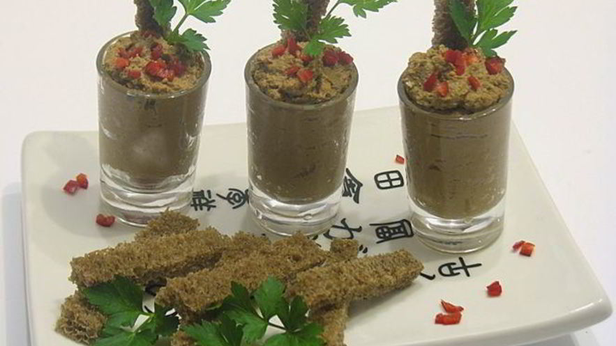 Рецепт печеночного куриного паштета с тыквой и овощами