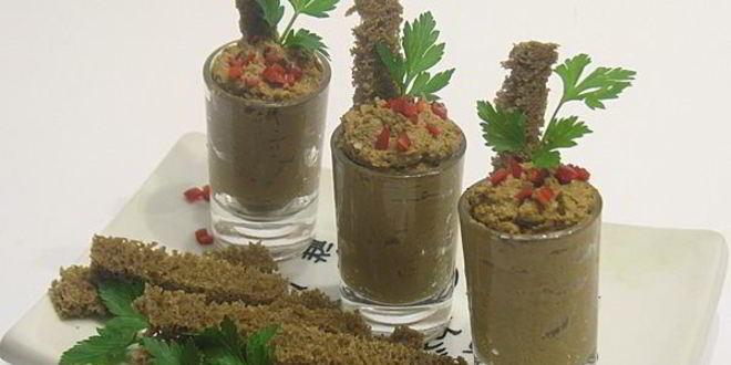 Рецепт печеночного куриного паштета с тыквой и овощами