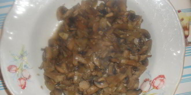 Рецепт печеночного торта с грибами