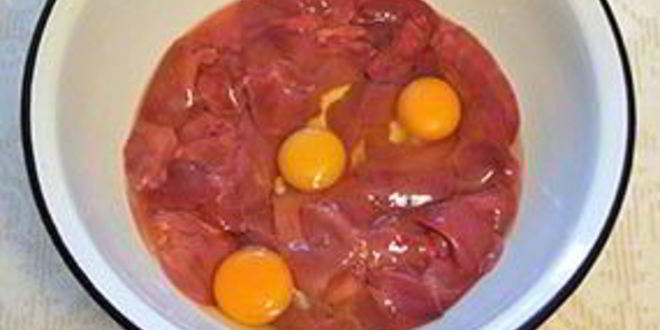 Рецепт печеночного торта с морковкой и луком