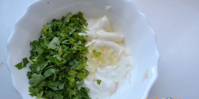 Рецепт печеночного торта с морковью и луком